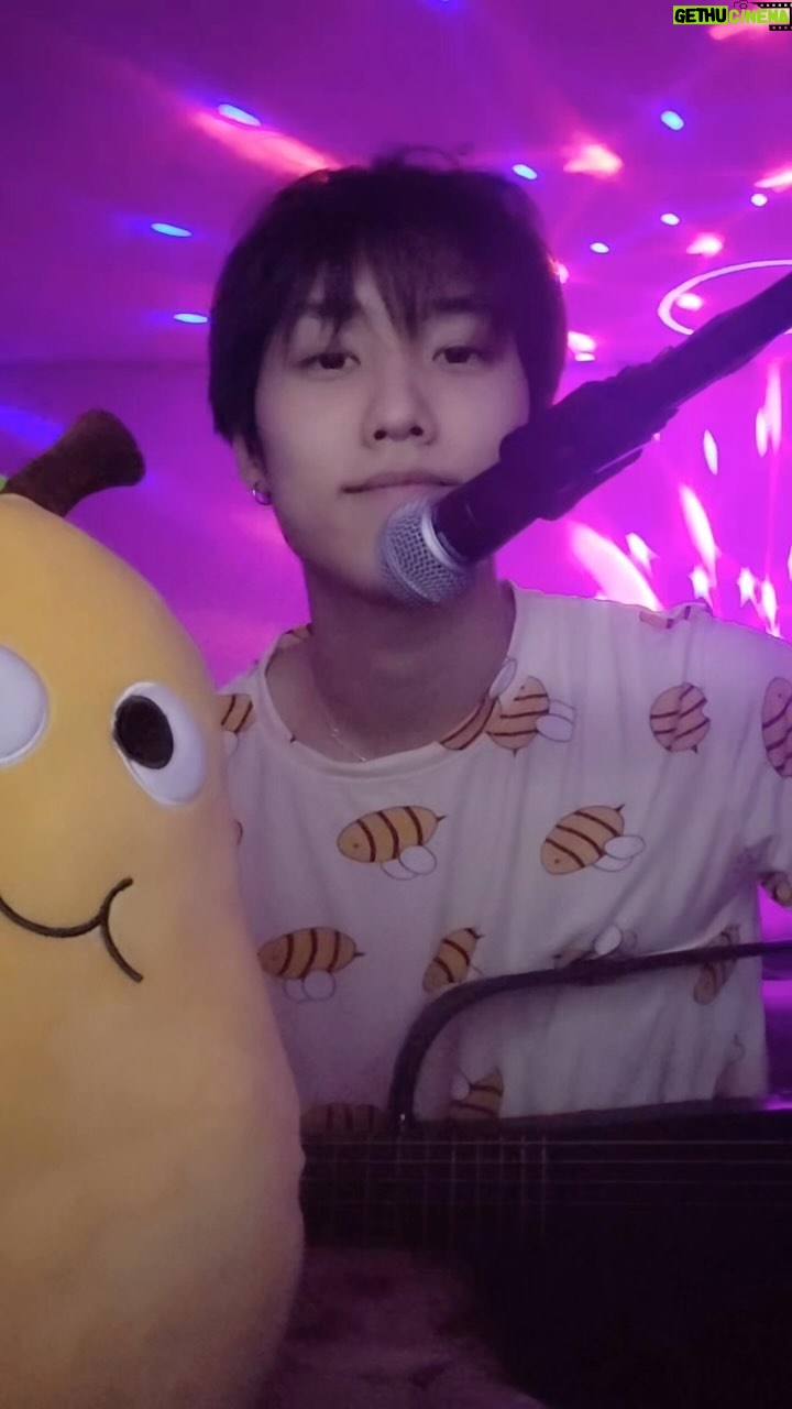 Juyeon Instagram - #파자마노래방 #PAJAMAKARAOKE #THEBOYZ #더보이즈 #JACOB #Nectar