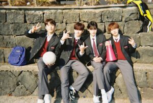 Hyunjae Instagram - 영원한 내 친구들🏫

#THEBOYZ #더보이즈
#PHANTASY #Love_Letter
#Nectar #THEBOYZ_Nectar