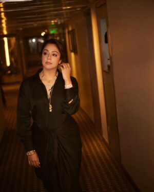 Jyothika Instagram - Let’s Wear black n live colourful lives. 
Thank you Radhika Mehra for exploring my dark side 😉🥰

Styling @radhikamehra
Outfit @nouria_official @tanngcommunications
Jewellery @sheetalzaveribyvithaldas
Assisted by @styleby_foram
Make-up @devikasingh2
Hair @prachina_hair
Photography @nupuragarwal__