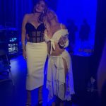 KAROL G Instagram - WOMAN OF THE YEAR ✨ Podría decir que ayer recibí uno de los reconocimientos más significativos de mi carrera! Que bendición 🫶🏽 Gracias @billboard 🤍 Gracias equipo y gracias a todos ustedes !
