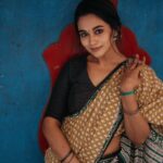 Kaavya Arivumani Instagram - இரகசியமே✨🩶 Fav shoot ✨🖤 Saree:@vasaka.jaipur 📷:@storiesby_rk 📷@its_surean Blouse:@arudpa Styled :@keziah_costume_stylist #kaavya#kaavyaarivumani #insta#tamil #tamilcinema #kollywood #malayalamcinema