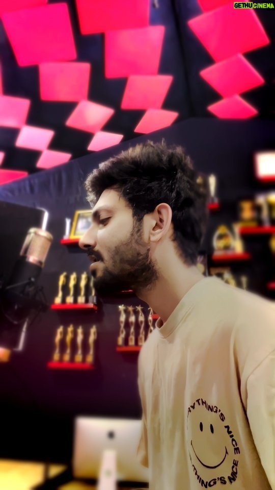 Kaavya Arivumani Instagram - Readyaaa ? 😍💥 #Anirudhians to say #AaoKillelle !! @bereadymusic @anirudhofficial @pravinmanimusic @donglijumbo @lyricist_navinb @officialbalakrish @kaavyaarivumanioffl @sureshpetersmusic @vaishali_sriprathap @ajai_al_dop @iam.richardson @kamalakannan_k @kvraj98 @subikanifabint @vinothmarks @gowtham_k_vasan @dwan_19 @rajesh_d.g @ash_pixel_auteur @kuttyr360 @joe_immanuel05 @kebajer @kowsi @twenty_one_g @vbzu @oodagaa @fantiger_com @betterinvestclub @itsmebuddy5 @virginmusicin @aadharshna_deshmukh @bereadyfilms @itzsekar_ @its_ak.__ @prosrivenkatesh