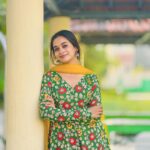 Kaavya Arivumani Instagram - Just chudi things 🌿🍀✨ @afaasboutique #kaavya#kaavyaarivumani #tamilcinema #kollywood #star