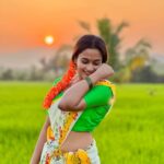 Kaavya Arivumani Instagram – கனகா🌸🌼🌹🌺

#rawpictures 

Felt cute in this look !🙈🩶
Does this suit me ?✨

#kaavya#kaavyaarivumani தமிழ் நாடு