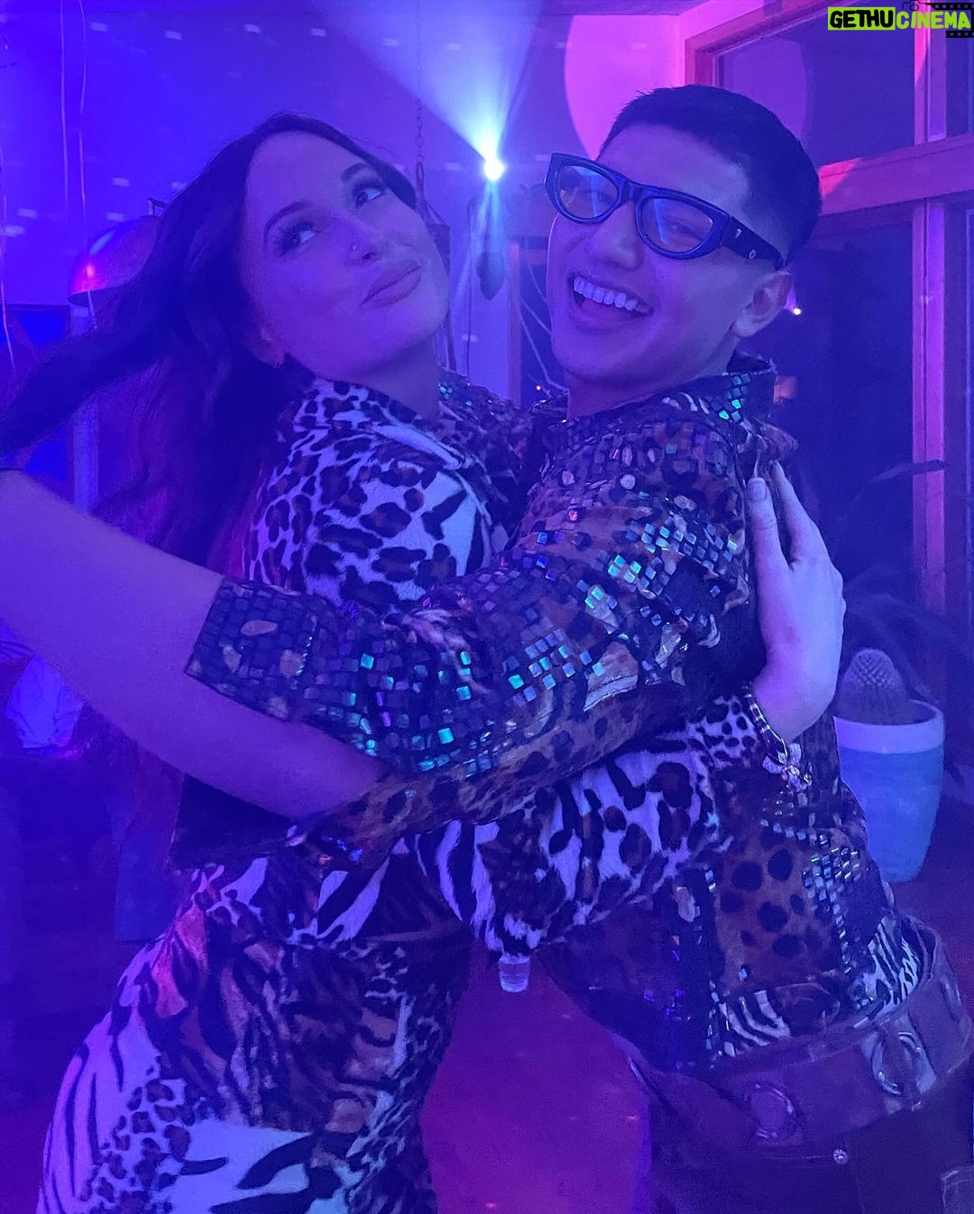 Kacey Musgraves Instagram - Year of the dragon. It’s gonna be fire. 𝓘 𝓬𝓪𝓷 𝓯𝓮𝓮𝓵 𝓲𝓽.