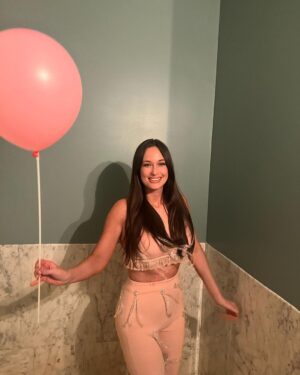 Kacey Musgraves Instagram - Went hard in the Big Easy
🔮🐊🎊⚜️