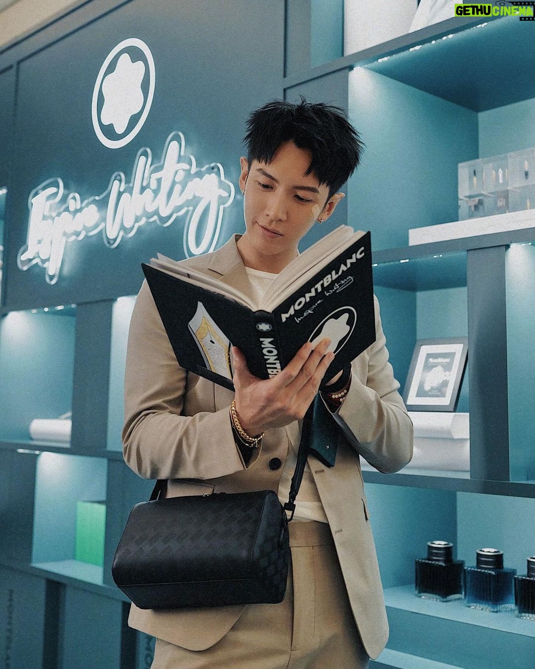 Kai Ko Instagram - 很久沒有出席時尚活動了!很感謝萬寶龍的邀請!讓我有機會與好朋友們一起出席活動!也很榮幸能夠體驗到時尚!實用!好搭配!的Extreme 3.0系列皮件!希望未來還能有更多機會能以這樣的形式與大家見面!🫶🏻🫶🏻🫶🏻 @Montblanc #MontblancTW #MontblancAroundTheWorld #MontblancLibrarySpirit #MontblancExtreme Makeup @jasmine_kao1 @prettycool_makeup Hair @ivan920314 @fluxreelhairboutique Stylist @kwenkwenyu Photographer @imjoni1210
