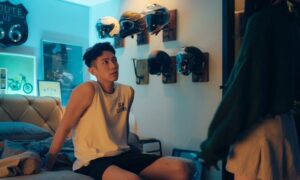 Kai Ko Instagram - 開工啦！也要感謝大家對愛愛內含光的支持！
謝謝大家的喜歡！愛愛內含光還在Netflix 
周平克也一直都在💕💕

@letstalkaboutchu