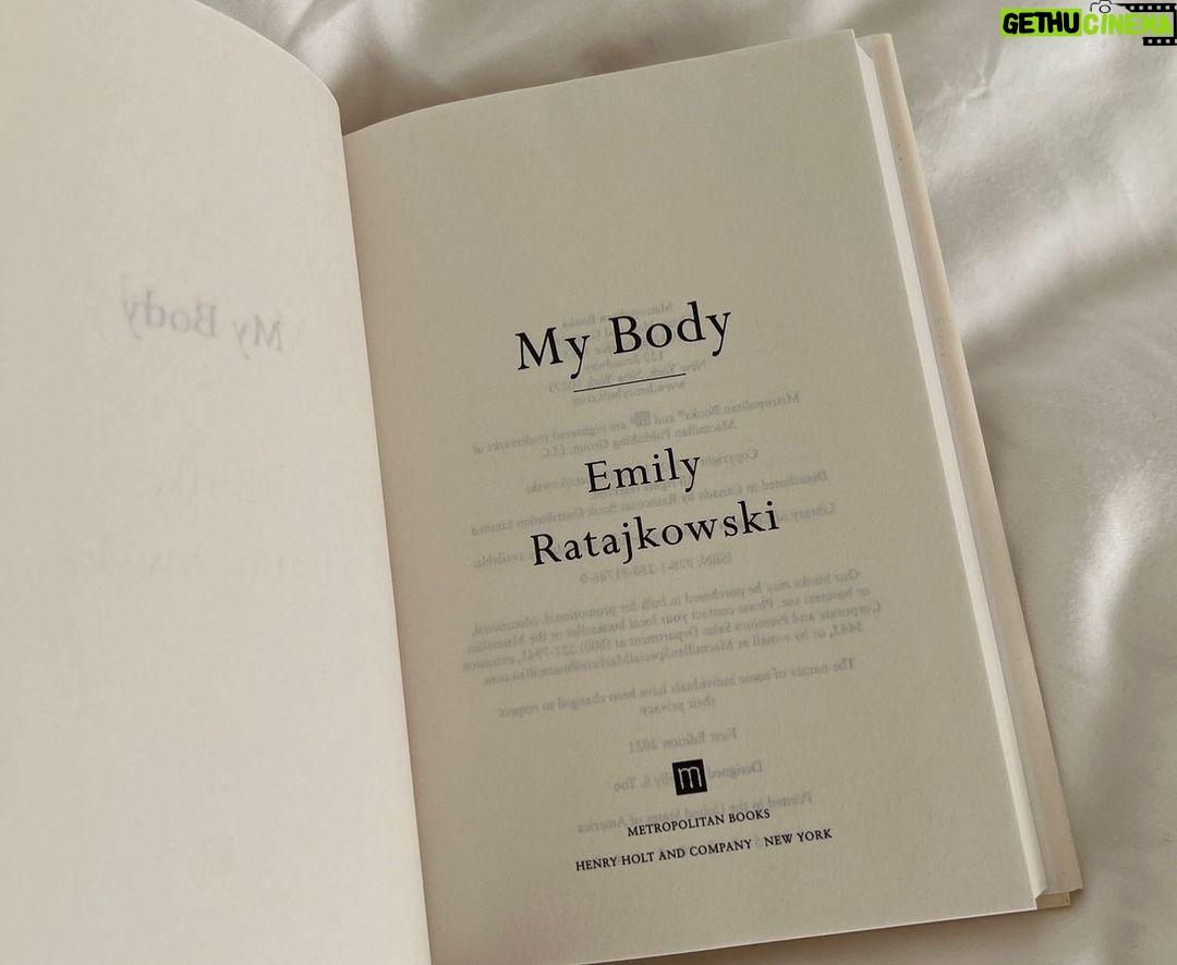 Kaia Gerber Instagram - after a little break - book club is back! and I couldn’t be happier to be doing this one with @emrata - this time coming on as a NEW YORK TIMES BEST SELLING AUTHOR!!!!! talking about her very own book “my body.” this is going to be a very real conversation about objectification, ownership, exploitation, and how society limits and labels women. emily’s essays are really personal and powerful - and I know I’m not the only one who believes voices like emily’s are so important. I could go on forever, but I will wait until we talk march 25th! get a copy of the book if you haven’t already and join us live!