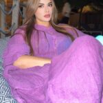 Kainaat Arora Instagram - Inhale Positivity.. Exhale Negativity.. 💜 💜 💜 💜 💜 #Kainaatarora #kainnatarora #Love #light #live #energies