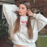 Kainaat Arora Instagram - संतुलित मन के समान कोई तपस्या नहीं है, और संतोष के समान कोई सुख नहीं है; लोभ जैसा कोई रोग नहीं, और दया जैसा कोई पुण्य नहीं। 💫 💫 💫 #kainaatarora