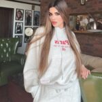 Kainaat Arora Instagram - Love yourself As You are Your longest commitment 💓 . . . . . . #Kainnataroraa #GoodTimes #KainaatArora #Love #Live #Eat #Pray #Positivity