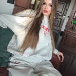 Kainaat Arora Instagram - I BELIEVE IN STYLE, NOT FASHION … Ralph Lauren” . . . . . #kainaatarora #Grace #Positivity #Love #Kindness #Humility #kainaataroraupdates