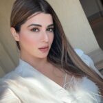 Kainaat Arora Instagram – When The Sun is The Only Light 💡.. 
.
.
.
.
.
.
#GoodTimes #TravelScenes #live #princessLife #Kainaatarora #❤️ Globe Trotter