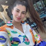 Kainaat Arora Instagram - Travel scenes .. . . . #kainaatarora #TravelTherapy #Impromptu #Bagpacker #GlobeTrotter #Peaceful #beginings #GoodTimes Some Where on Earth