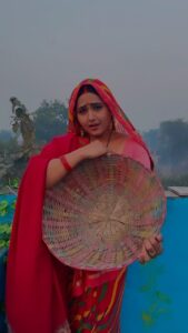 Kajal Raghwani Instagram - नैना भईल दग़ाबाज़ हो । 🥰 Indian song Indian lyrics Indian outfit ✨☘️🧿 Kaisa laga ???