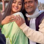 Kajal Raghwani Instagram - Our guardian Maa kahu ya Papa aap dono hai mere liye so my MaPa & My reel partner @kaanumukherjee Master jee 🫶✨♥️ We’re back 🤓 New Romantic song from the - movie - Tujko he dulha banaungi ☘️ Coming soon 🎥