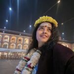Kajal Raghwani Instagram - ॥卐॥ ॐ ॐ ॐ ॥卐॥ Kashi Vishwanath Mandir II काशी विश्वनाथ मन्दिर II