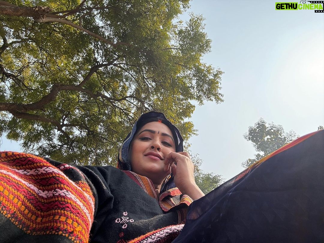 Kajal Raghwani Instagram - Sun aaya Sun aaya π»βοΈβ¨β₯οΈπ§Ώπ