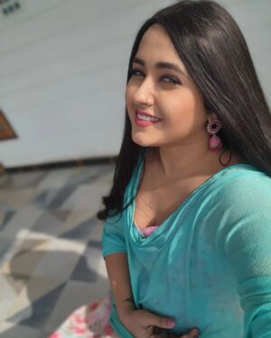 Kajal Raghwani Instagram - Loving myself more and more ✨️💕