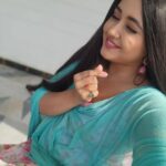 Kajal Raghwani Instagram - Loving myself more and more ✨️💕