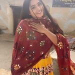Kajal Raghwani Instagram - Meri jaan likh de ♥️✨🧿