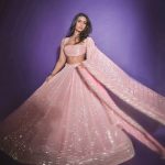 Kajol Instagram – Pretty in pink from the age of two till 20 .. still loving it!💕🔴
Thank u MM 😜

#ootd #prettyinpink #pinkoutfit #muahsalon