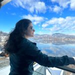 Kajol Instagram - When the sky says sunny in the picture but it feels like something else entirely. 🙄😜🥶 #austriaadventures #travel #austria🇦🇹