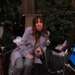 Kaley Cuoco Instagram - 🩸 And that’s a wrap on #basedonatruestory season 1! Coming very very soon to @peacock ! Thank you to an unbelievable cast, crew, producing team and all involved to make this crazy (kinda true) sometimes extremely funny , insane show! Get ready, 🔪 hope you love it 🩸 ok time to have a baby now lol 😆