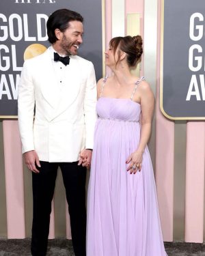 Kaley Cuoco Instagram - 💜the 3 of us making our @goldenglobes red carpet debut together!💜pure joy all around🥹 unbelievable team once again! @bradgoreski @daniela_viviana @jamiemakeup @christinesymondshair @lubastailoring ( thank you @verawanggang for the most delicious sherbet gown! A moment I will cherish! @priyadeluxe ) @rahaminovdiamonds @normansilverman @charleskeithofficial @jimmychoo 🤍my gorgeous other half @tommypelphrey wearing @isaia 🤍