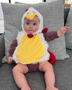 Kaley Cuoco Instagram - 🎃 Halloween first timers🎃1) Tildy the old lady 2) Who ya gonna call? Ghostbusters! 3) winner winner 🐔 dinner! 4) the cutest 🐝 5) our own personal 🏈