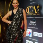 Kalki Koechlin Instagram - At the movies ❓ @criticschoiceindia 🥻 @shantibanaras 💼 @gucci 🛍️ @elevate_promotions 🎨 @angelinajoseph