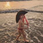 Kalki Koechlin Instagram – Happy birthday my pirate mermaid monster ☀️
#4yearstoday
#light