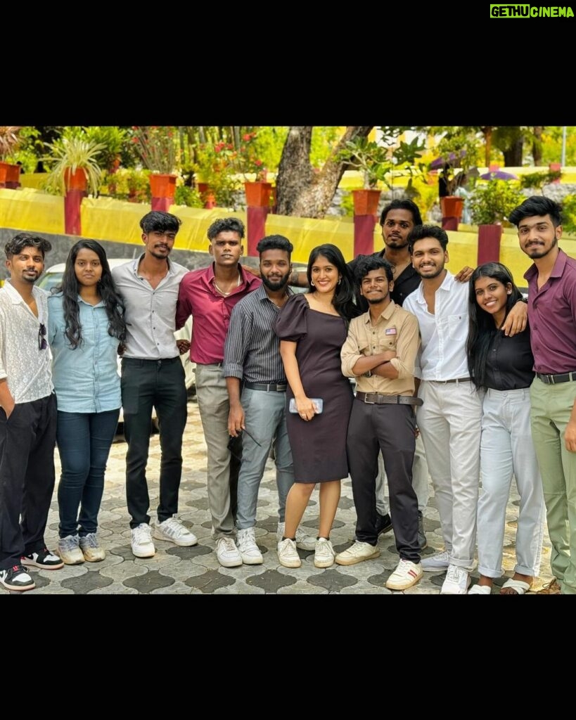 Kalyani Anil Instagram - Association Day Done🖤🫶🏻 📸 @_.swathy_saji._ #ivanios #college Mar Ivanios College