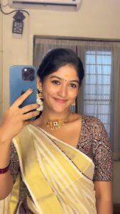 Kalyani Anil Instagram - Attukal Pongala ✨🙏🏻 Saree @ar_handlooms_kuthampully #attukalpongala #reelsinstagram #traditional #trivandrum #pongala #saree Trivandrum, India