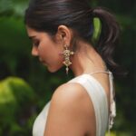 Kalyani Priyadarshan Instagram - I know Onam season is way over but I’m still not done the white outfits 🤍✨ @anitakamaraj @shruthimanjari @devnaagri