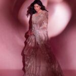 Kalyani Priyadarshan Instagram - 🩶 @kadamajay @shavetaandanuj @kalyanjewellers_official @shruthimanjari
