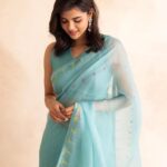 Kalyani Priyadarshan Instagram - Super excited for my next in Tamil! I know it’s been a bit of a wait for you guys but I feel in my heart this will be worth it! Hope we have everyone’s blessings. #Genie is a film that seems to be making my wishes come true, all at the same time! An incredibly interesting script, a role that gives me so much scope to perform, a huge casting coup , a director as crazy and passionate as I am, a producer who goes all in… aaaand … AR Rahman sirrrr 😍🤩 🧞‍♂️ @jayamravi_official @arrahman @velsfilmintl @krithi.shetty_official @wamiqagabbi @dr.isharik.ganesh #arjunanjr @pradeeperagav @artdirector_umesh @_deepthee_ @shruthimanjari @kiransaphotography