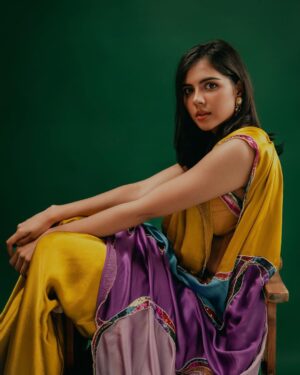 Kalyani Priyadarshan Instagram - Definitely played Desi Girl while taking these shots 🎶