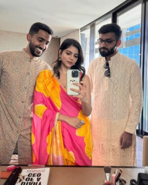 Kalyani Priyadarshan Instagram - Fragments of an unforgettable week that I kinda wish never ended 🙃🥰♥️… @harshwedskanchan #belikewater 
(PS : you know it was a great wedding when you have little to no usable photos with the actual bride and groom)