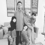 Kamal Adli Instagram - Salam..sesiapa yang mengenali sahabat baik sy dari kecil syed mohd firdaus telah kembali ke rahmatullah pagi td jam 2.50pagi.. tolong sedekahkan fatihah untuk arwah insyaallah Allah tempatkan beliau dengan org2 beriman.. aku syg kau syed..