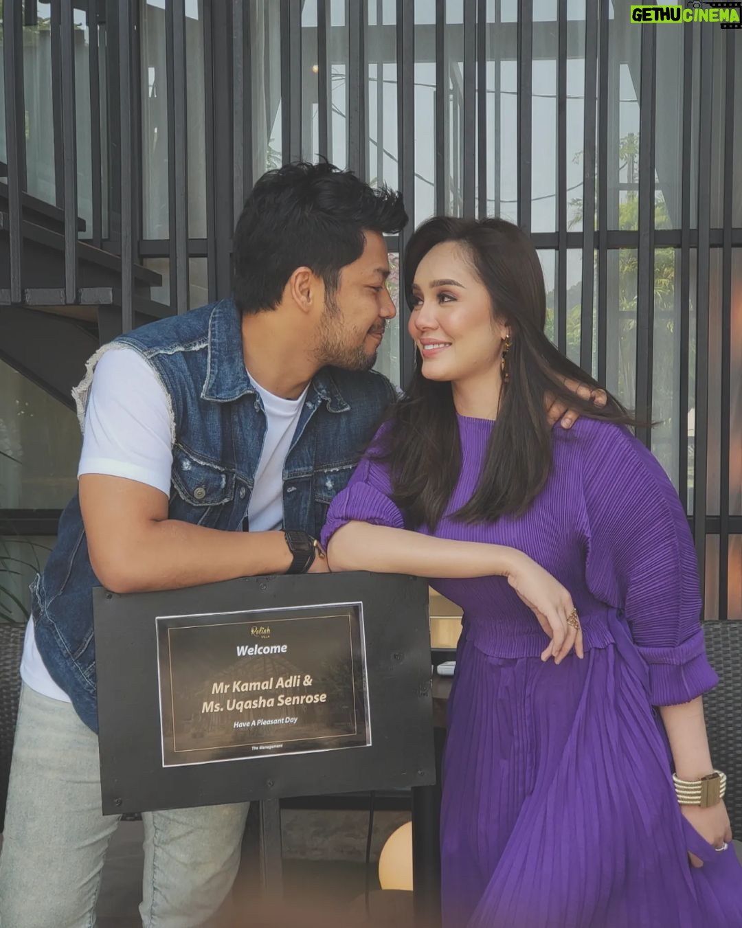 Kamal Adli - 40.2K Likes - Alhamdulillah work with you again❤
Tq Allah..
#isterisayacomel #isterisayauqasha #sayagelapdiacerah #awaknampakmacamribena #wanitaituisteriku #isterisayatakmakeuppunlawo #sayahanyasuamibiasatapibolehtahan #isterisayasukabadminton #diataksukaikanlaga #diataksukabudu #budusedaptaw #michealangtanamrambut