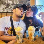 Kamal Adli Instagram - I love u sayang ❤ #masihpengantinbaru #maafkamisweet #kamikuatmakan #isterisayacantik #isterisayasuruhpostsecondpic #sayasuamidiaisteri #KAMIrasakamicute