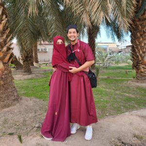 Kamal Adli Instagram - Alhamdulillah.. hari ni hari melawat masjid quba n bukit uhud 💪 mcm student sekolah kitorg hahaha..

So kita pakai baju color sama takut hilang❤❤❤