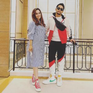 Kamal Adli Instagram - saya pakai spek sebab panahan cinta awk terlalu bersinar!!! 🌞 gitewww... 

siapa rindu #setelahterlafaznyaakad ?