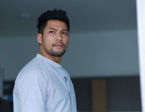 Kamal Adli Instagram - bilaa nampak awk pakai baju kawin 😍 

#duit