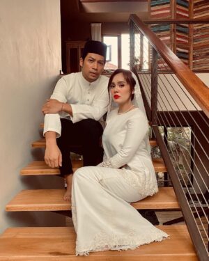 Kamal Adli Instagram - happy birthday to my special girl @uqashasenrose2 .. sy taw how awak sad sebab pkpd jatuh bday awk.. maafkan sy jauhh pulak this year seberang daerah.. apa pun semoga Allah panjangkan umur..murah rezeki, di permudahkan segala urusan termasuk urusan kita 😊 semoga di kurniakan kesihatan berpanjangan, di makbulkan segala doa.. ur strong girl.. tabah kuat dan cergas (mcm iklan susu pulak) insyaallah yang baik2 je sy doakan untuk awak ya! still young still banyak lagi untuk di capai insyaallah.. tak lama lagi dah tak single okkk!! 😍😍 stay cantik n always cantik punnnn.. Ya Allah kau lindungilah diaa dan peliharahlah dia sebaiknya amin 🙏🏻 i ❤️u soo much cik tunang 😘