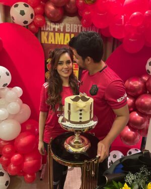 Kamal Adli Instagram - tq sooo much ❤️ @uqashasenrose2  this is the best birthday celebration ever!!! ur the best!! i ❤️ u cik bubu! 😘