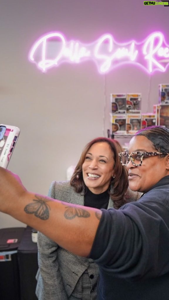 Kamala Harris Instagram - It was a joy to make a surprise stop by @dellasoulrecords in Michigan and look at their impressive vinyl collection. I'm always willing to teach the press about George Clinton and Bootsy Collins.