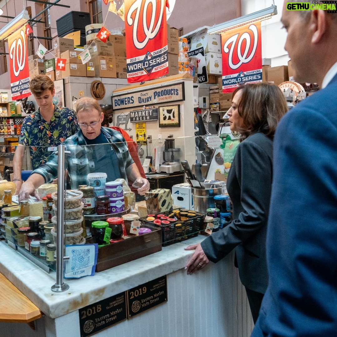 Kamala Harris Instagram - America's small businesses employ millions of workers, and their strength is essential to our economic growth every year. President Biden and I have increased access to capital for small businesses in America, giving $10 billion to states across our nation to invest in the heartbeat of our communities.